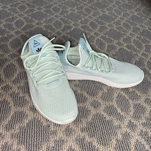 Adidas x Pharrell tennis shoes M 7 | W 8.5